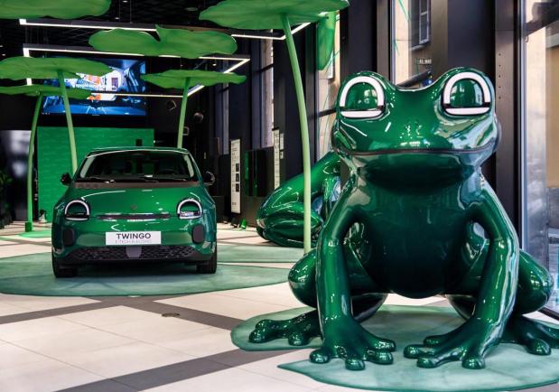 The Frog Is Back - Renault Twingo
