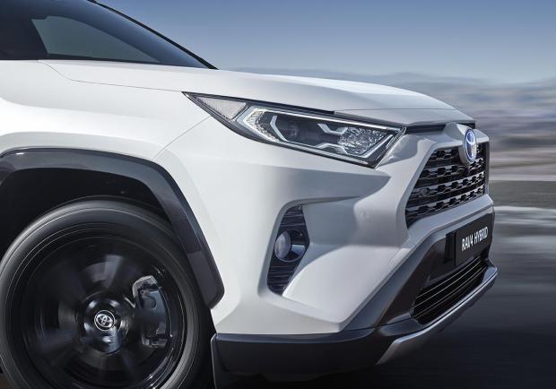 Toyota RAV4, ordinabile l'ultima versione della Suv più venduta 02