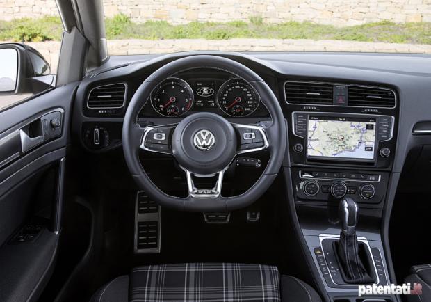 Volkswagen Golf GTD Variant interni