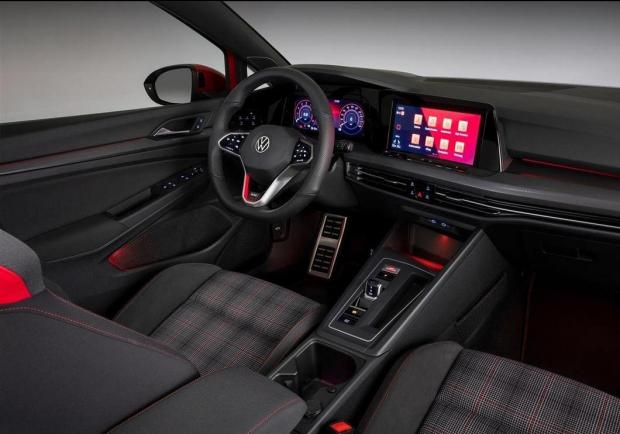 Volkswagen Golf GTi 2020 interni