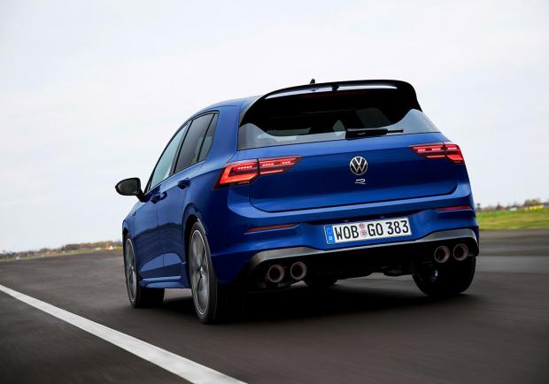 Volkswagen Golf R, la più potente da 320 CV 06