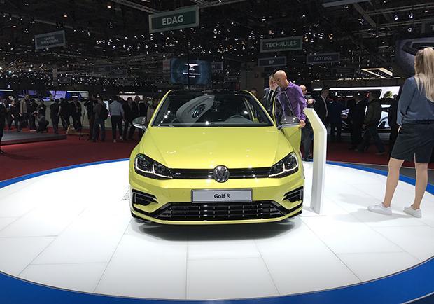 Volkswagen Golf R Salone Ginevra 2017