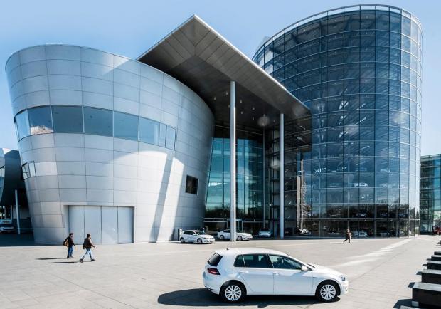 Volkswagen, investimenti per la mobilità elettrica '2.0'