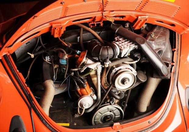 Volkswagen Maggiolino 1972 convertible engine