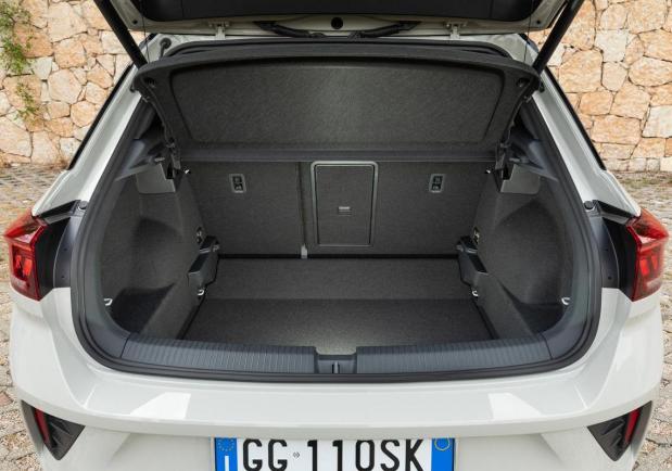 Tappeto Bagagliaio Per Volkswagen T-Roc 2018-2023 - Fodera Protettiva Impermeabile, Colore Nero - Foto 3