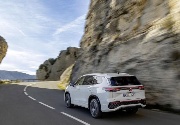 Volkswagen Tayron posteriore