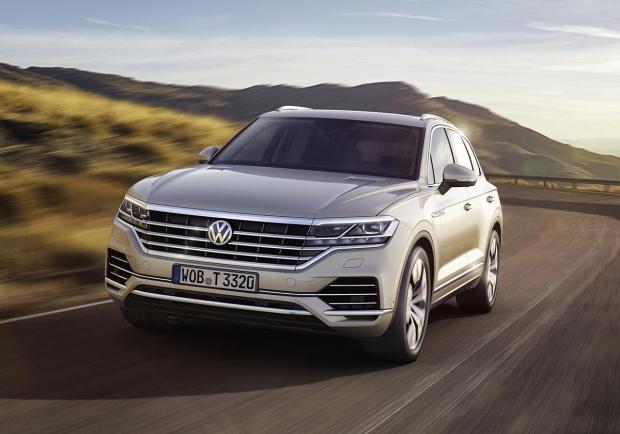 Volkswagen e Vinitaly, un brindisi alla Touareg 03