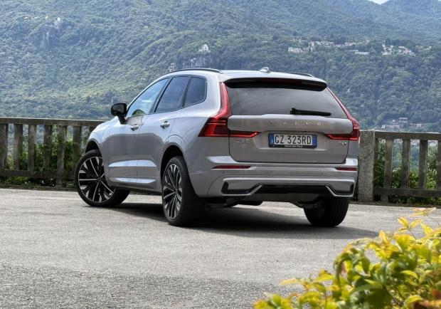 Volvo XC60 T6 9