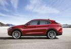 Alfa Romeo Stelvio rossa profilo