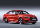 Audi RS3 Sedan rossa tre quarti laterale