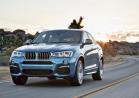 BMW X4 M40i frontale blu