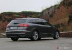 Ford Mondeo SW Vignale Hybrid tre quarti posteriore