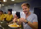 Gordon Ramsay mangia al Ristorante aziendale Ferrari