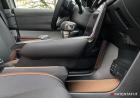 Mazda MX-30 suv elettrica sedili console centrale