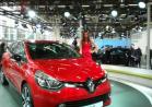 Motor Show 2012 bella ragazza Renault Clio Break anteriore