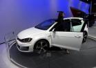 Motor Show 2012 bella ragazza Volkswagen Golf VII GTI