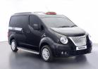 Nissan NV200 London Taxi tre quarti anteriore