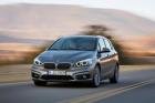 Nuova BMW Serie 2 Active Tourer tre quarti anteriore immagine 2