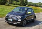 Nuova Fiat 500 con decalcomanie