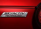 Nuova Mazda MX-5 dettaglio logo SKYACTIVE