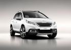 Nuova Peugeot 2008 tre quarti anteriore