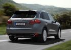 Nuova Porsche Cayenne S Diesel tre quarti posteriore