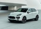 Nuova Porsche Cayenne Turbo S tre quarti anteriore statica