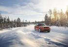 Nuova Range Rover Sport sulla neve tre quarti anteriore