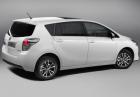 Nuova Toyota Verso restyling 2013 sfondo grigio profilo