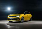 Opel Astra 2022 con fari Intelli-lux