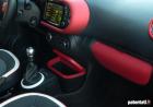 Prova Renault Twingo TCe 90 portaoggetti asportabili