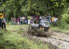 Red Bull Tuk Tuk Rally Tuk Tuk nel fango