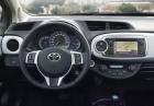Toyota Yaris Hybrid interni