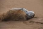 Viaggio in Marocco nuova Range Rover sulla sabbia profilo