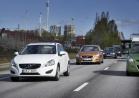 Volvo S60 nel traffico anteriore