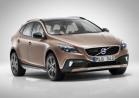 Volvo V40 Cross Country sfondo bianco tre quarti anteriore lato destro