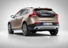 Volvo V40 Cross Country sfondo bianco tre quarti posteriore