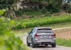 Volvo XC60 T6 Plug-in Hybrid 2025 posteriore