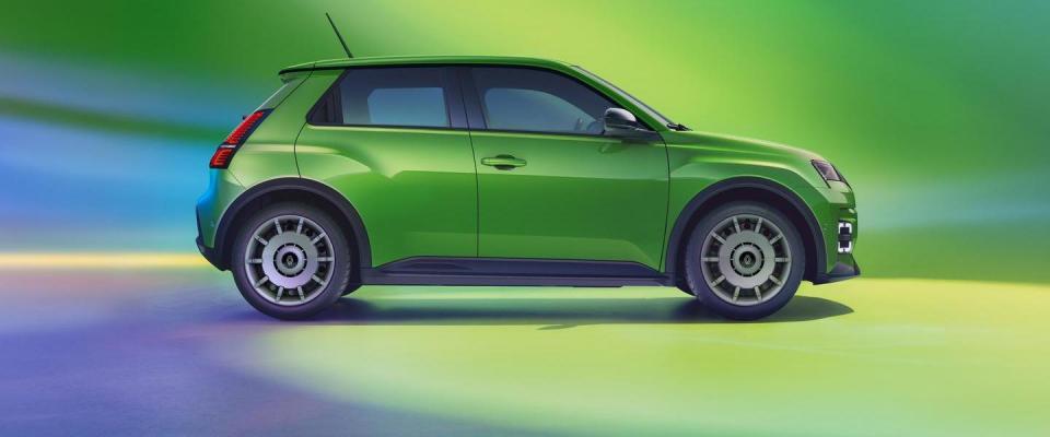 Renault 5 E-Tech Electric Five prezzo caratteristiche foto