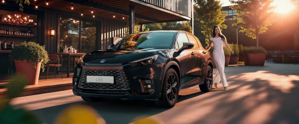 Lexus LBX Variant edition crossover compatto