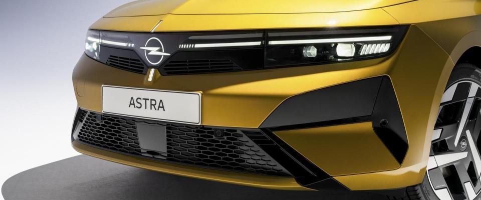 opel astra novit&agrave; rerstyling