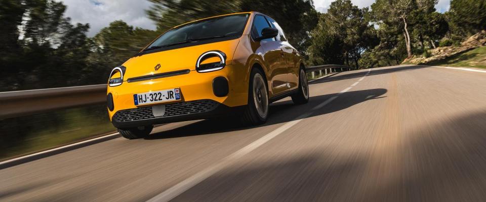 renault twingo 2026 recensione opinioni prova su strada