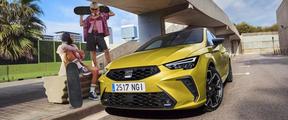 Nuove dotazioni, colori e pack per Ibiza e Arona