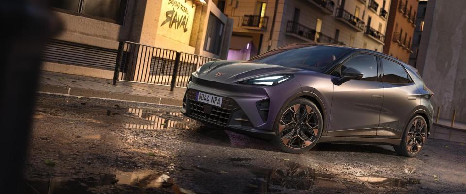 Cupra Raval italiana a tre versioni