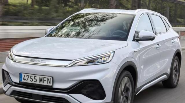 BYD ATTO 3 bianca