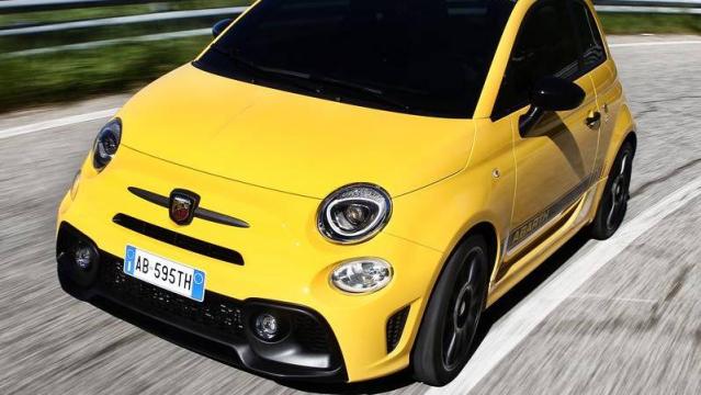 Abarth 595 anteriore 1