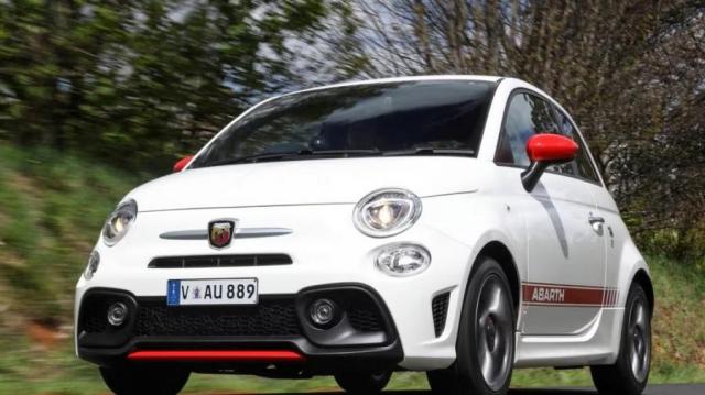 Abarth 595 laterale