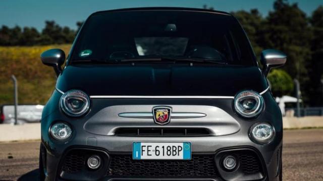 Abarth 595C frontale