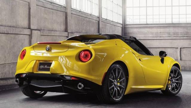 Alfa Romeo 4C Spider 3