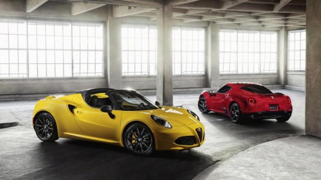 Alfa Romeo 4C Spider gialla e 4C Coupé